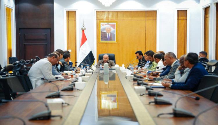 الخنبشي يترأس اجتماعًا طارئًا لتعزيز جاهزية حضرموت أمام المستجدات