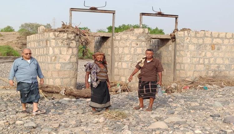 مدير عام تبن يتفقد قناة الأحسان بوادي صغير لبحث احتياجات إصلاحها واستغلال موسم السيول
