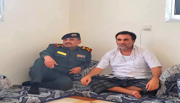 إثر تحركات أمنية ووساطة قبلية: مدير عام شرطة شبوة يتسلم المواطن المختطف أحمد الدريبي