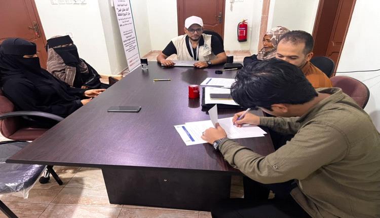 عدن.. تدشين مشروع للطاقة الشمسية وتأهيل شبكة الإضاءة في مدرسة الفلاحين بالبساتين
