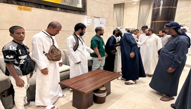 وكيل قطاع الحج والعمرة يتفقد مساكن المعتمرين ويطلع على أوضاع 49 معتمرًا من الصم والبكم