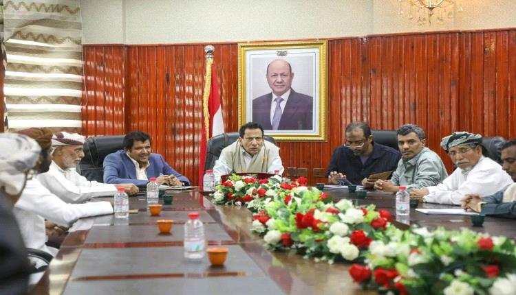 محافظ المهرة يلتقي المقاولين ويؤكد التزام الحكومة بمعالجة مستحقات المشاريع