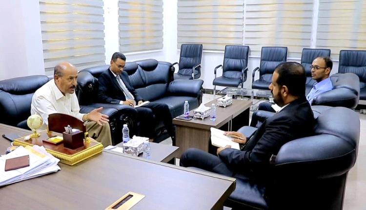 لقاء مشترك بسيئون يجمع الوكيل بارباع بوكيلي حضرموت لشؤون الطاقة والتنمية