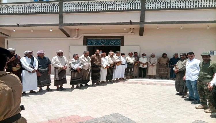 بتوجيهات المحافظ بن الوزير.. تدشين المستشفى الميداني بمديرية عسيلان بالشراكة مع التحالف العربي