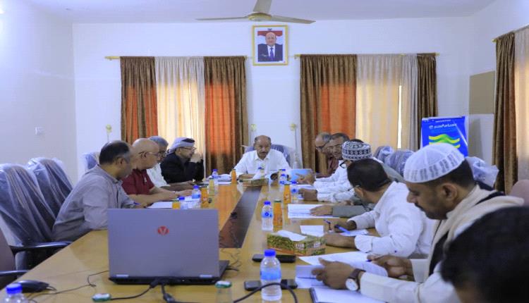 مجلس إدارة مياه وادي حضرموت يعقد اجتماعه الدوري الثالث ويناقش استكمال مشروع مجاري سيئون–تريم