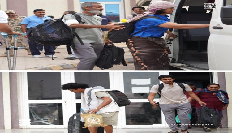 إجلاء بحارة مصابين من سفينة «تهامة» بعد الهجوم الحوثي في باب المندب