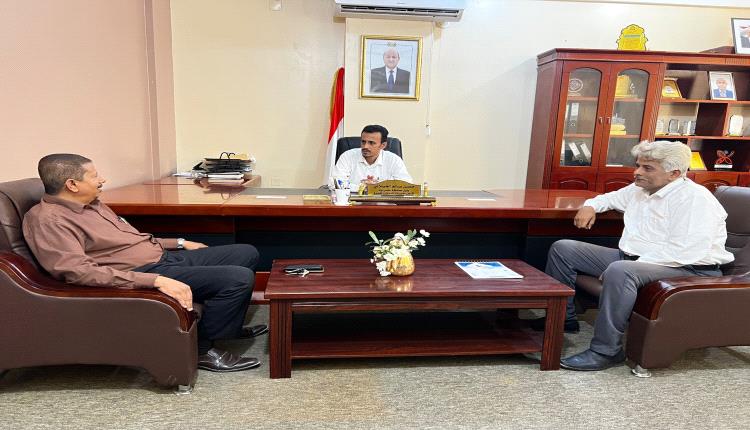 وكيل حضرموت الجيلاني يؤكد دعم السلطة المحلية لجهود مكافحة الفساد وتعزيز الرقابة على المال العام