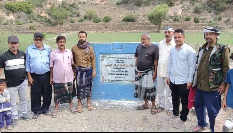 بتوجيه من محافظ أبين.. الأشغال العامة تبدأ تحديث الدراسة الفنية لمشروع طريق باتيس – رصد – معربان