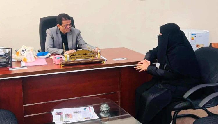 الوكيل العطاس يبحث مع رئيسة اللجنة الوطنية للمرأة بساحل حضرموت تعزيز التعاون ودعم قضايا المرأة