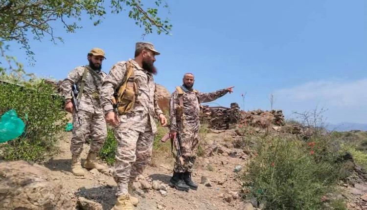 حمدي شكري يزور جبهات القتال في الضالع