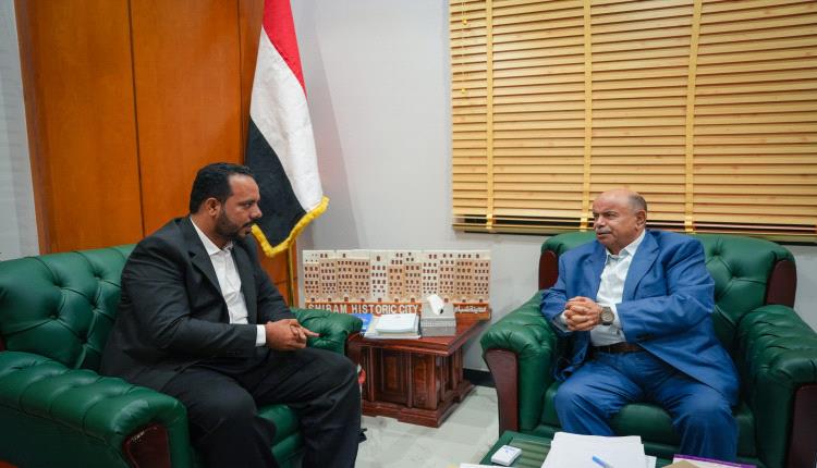 الخنبشي يطّلع على أوضاع مديرية الريدة وقصيعر ويؤكد دعم جهود تحسين الخدمات