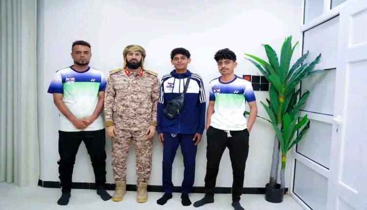 محافظ أبين يلتقي قيادة أكاديمية الحافرة ويؤكد دعم جهودها في رعاية المواهب الرياضية