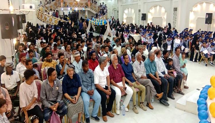 لليوم الثاني.. مدارس الهدى النموذجية بزنجبار تكرّم أوائل طلابها في حفلها السنوي
