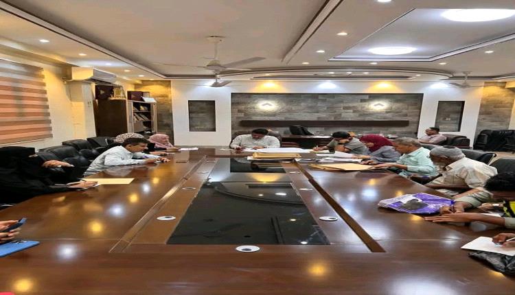 بحضور قيادة السلطة المحلية.. فتح مظاريف مشروع مبنى الهجرة والجوازات بالشيخ عثمان