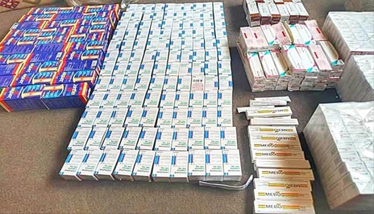 قوات طوق العاصمة عدن تضبط شحنة أدوية مهربة في نقطة "مصنع الحديد"