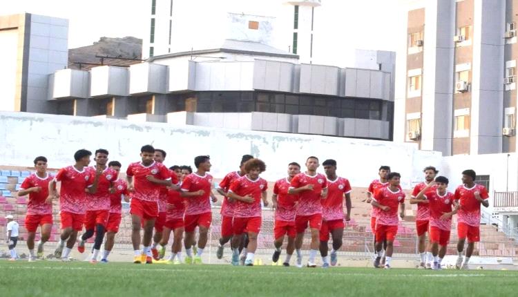 المنتخب الوطني يكثف تحضيراته في معسكره الاعدادي بعدن