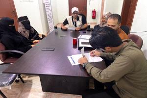 عدن.. تدشين مشروع للطاقة الشمسية وتأهيل شبكة الإضاءة في مدرسة الفلاحين بالبساتين