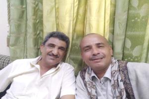 الأمين العام المساعد لمجلس الوزراء يزور رئيس لجنة الحياد بالعاصمة عدن للاطمئنان على صحته