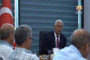 السفير طريق يزور مدارس النهضة اليمنية في إسطنبول ويؤكد أهمية جودة التعليم ورعاية الطلاب