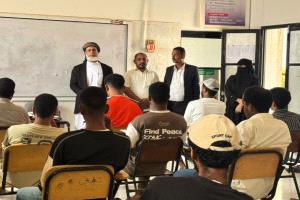 المهرة.. الوكيل عليان يدشّن امتحانات الشهادة النهائية للتعليم الفني والتدريب المهني بحضور ممثل الوزارة