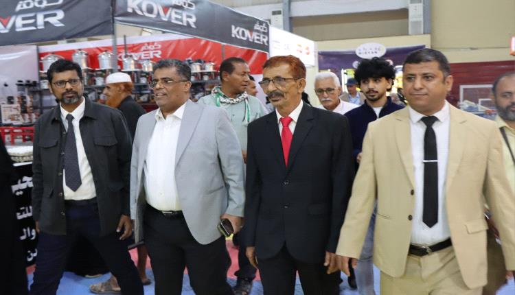 المؤسسة الاقتصادية اليمنية ووزارة الصناعة والغرفة التجارية يدشنون الخيمة الرمضانية بعدن