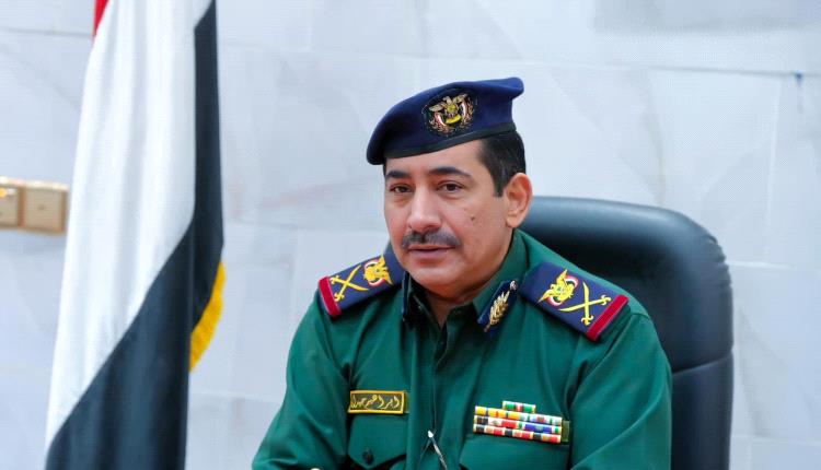 وزير الداخلية يوجّه رسالة شكر لمجلس القيادة ويؤكد مواصلة العمل لتعزيز الأمن والاستقرار