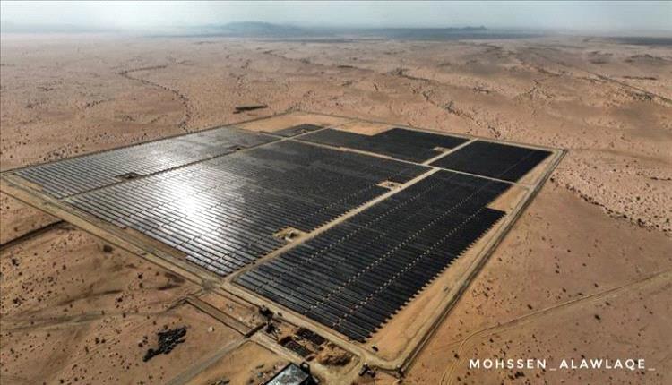 توقف محطة الطاقة الشمسية بعتق يثير التساؤلات.. والسبب يتكشف