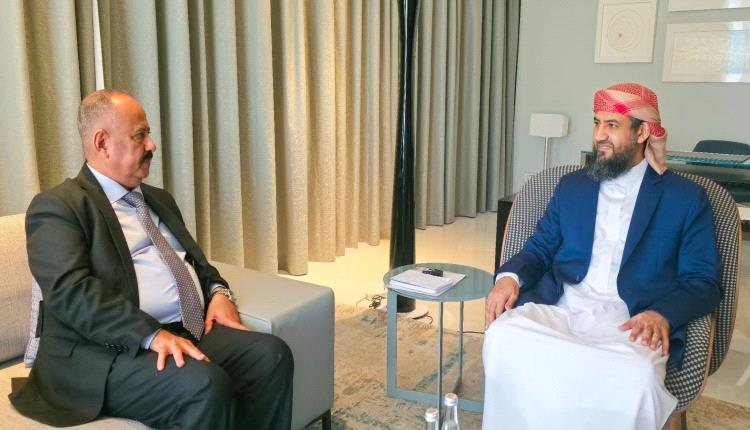 المحرّمي يبحث مع وزير النقل خطط تطوير القطاع ويشدد على رفع كفاءته