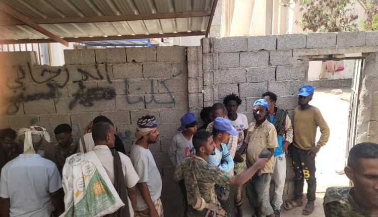 شرطة دار سعد تنفذ حملة أمنية لتنظيم الشوارع والحد من التسول والباعة المتجولين