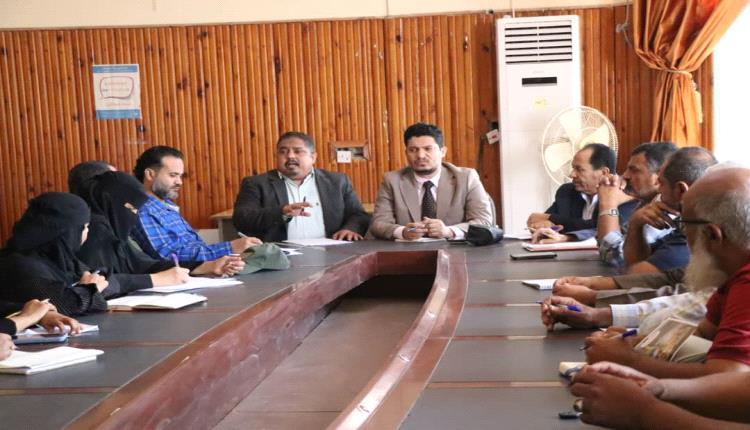 الشوبجي يبحث مع فريق المحافظ خطوات تنفيذ مسح كفاءات السلطة المحلية بالبريقة