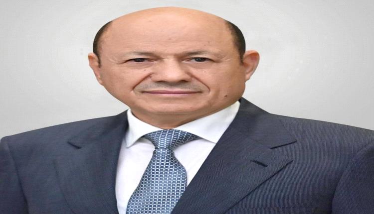 العليمي يجري إتصالاً هاتفياً برئيس مجلس الوزراء بشأن حادث ابين و يوجه بمساعدات عاجلة للضحايا