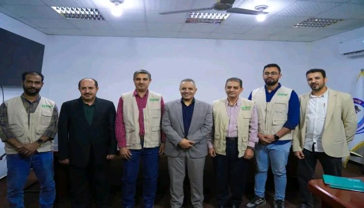 وزير الشؤون الاجتماعية والعمل يلتقي بممثلي المؤسسة الطبية الميدانية