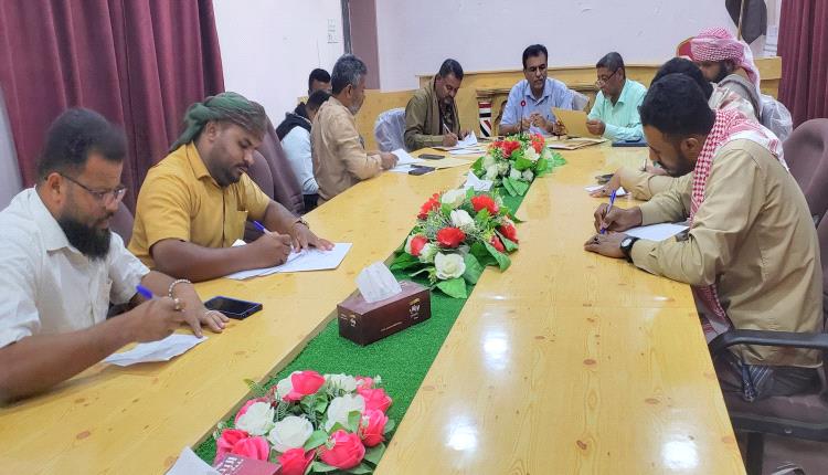 فتح مظاريف مناقصتين لتوسعة مركز تنمية الفتاة وتعزيز الطاقة الشمسية بالقطن