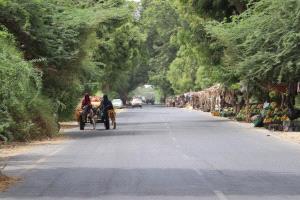 بعد انقطاع مرتباتهم لأربعة أشهر.. عمال محلج القطن بأبين يطلقون مناشدة عاجلة للمحافظ لصرف رواتبهم المتأخرة