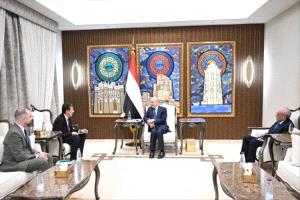 الرئيس العليمي: لا سلام دائم دون دولة واحدة واليمنيون يريدون سلاما مثل أوروبا