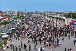 ساحة العروض بعدن تشهد تحضيرات واسعة لمليونية الانتقالي