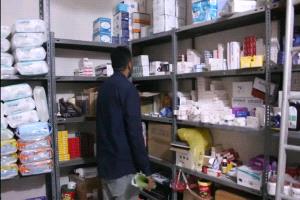 ضبط مخزن أدوية يروّج الحبوب المخدرة والمهدئة بطريقة غير مشروعة بمنطقة بويش شرق المكلا