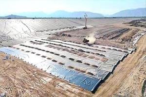 الحكومة تنفي توقف مشروع سد حسان بأبين وتؤكد تجاوز الإنجاز 80%