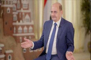 رئيس الوزراء يؤكد العودة إلى عدن ويكشف عن إجراءات اقتصادية حاسمة لتحسين الأوضاع المعيشية