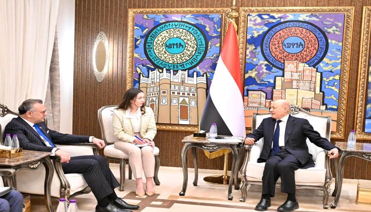 العليمي: وحدة اليمن خط أحمر ومكافحة الإرهاب أولوية الشراكة مع واشنطن