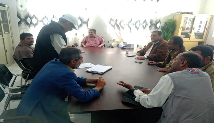 مدير عام مديرية لودر يزور مستشفى لودر العام ويدعو لدعم القطاع الصحي