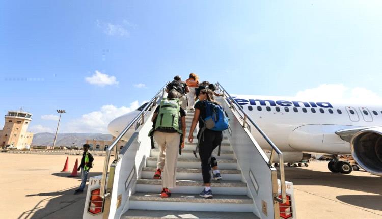 اليمنية تؤكد نجاح التشغيل الاستثنائي لرحلة سقطرى - جدة وجدولة رحلات تجارية في الفترة القادمة