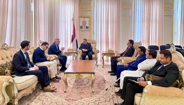بن دغر يبحث مع سفير الاتحاد الأوروبي دعم السلام ووحدة اليمن