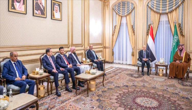 ترقب واسع في اليمن لخطوة توحيد القرار الاقتصادي