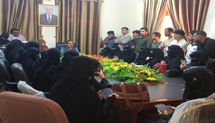 هيئة المواصفات والمقاييس تستقبل أكثر من (40) طالبا من جامعة الريادة قسم إدارة الأعمال