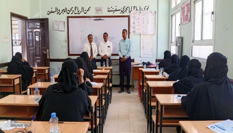 مدير عام تريم يدشن امتحانات الفصل الدراسي الثاني للتعليم عن بُعد للعام الجامعي 2025/2026م
