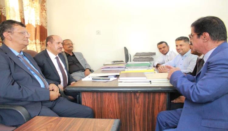 الجماعي يتفقد اللجنة التحكيمية العمالية ومركز الصحة والسلامة المهنية بوادي حضرموت ويؤكد دعم الوزارة لتطوير الأداء المؤسسي