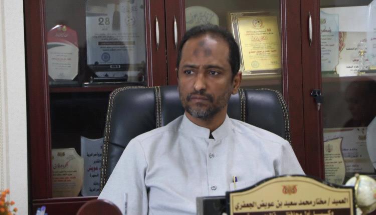 وكيل أول المهرة يوجه باتخاذ الإجراءات القانونية ضد مخالفات البناء العشوائي بالمهرة