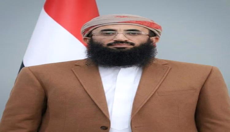 معالي وزير الأوقاف والإرشاد يدعو إلى توحيد الصف الوطني والالتفاف حول مؤسسات الدولة لمواجهة التدخلات الإيرانية