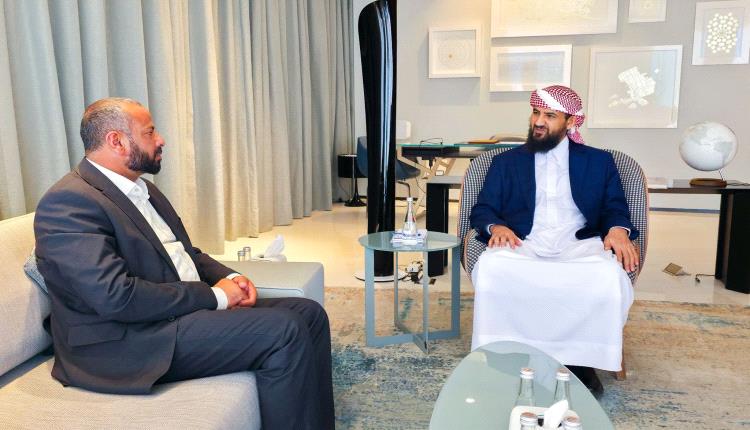 عضو مجلس القيادة "المحرّمي" يطّلع على سير أداء القطاعات الخدمية والأمنية بمحافظة الضالع